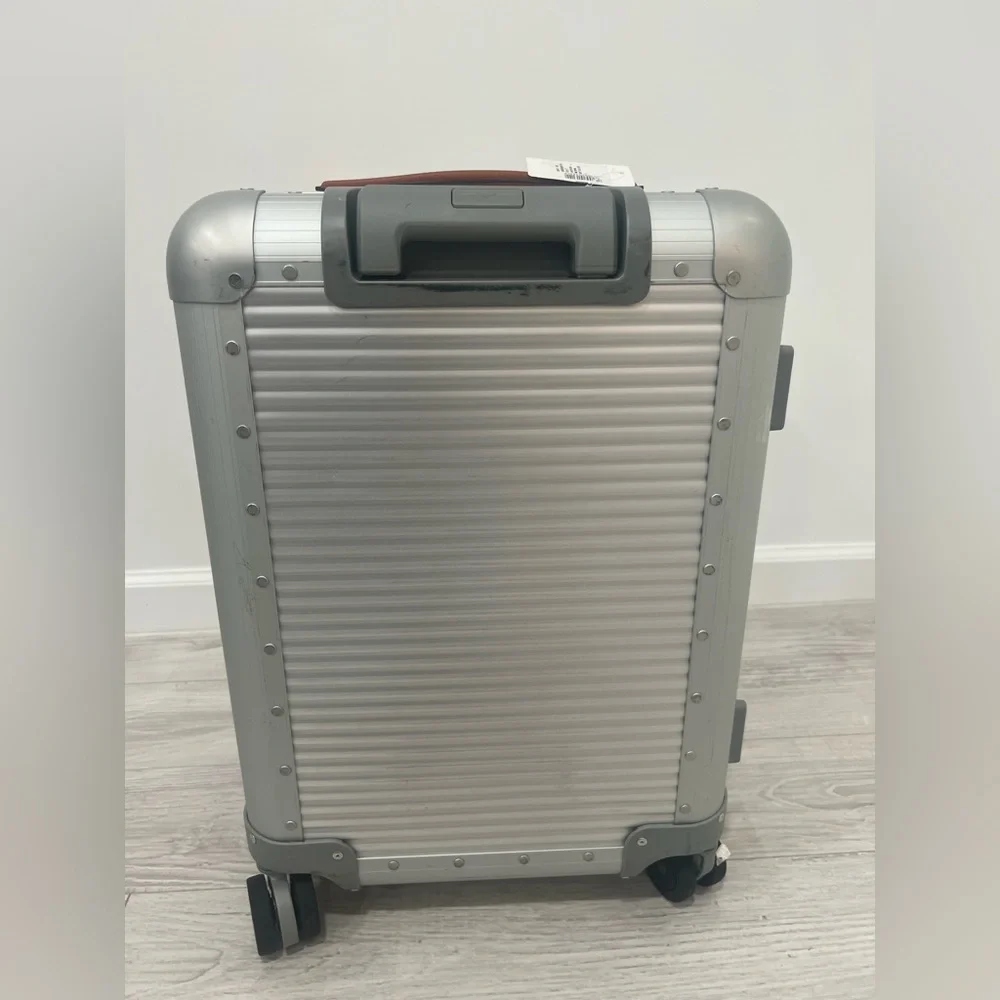FPM MILANO Bank Milano Cabin Spinner Suitcase 55
